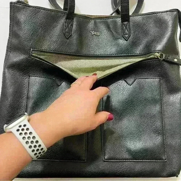 Matthew And Julian Purse Hand Bag Black Outdoor Travel Vacation Resort Pockets - Picture 5 of 10